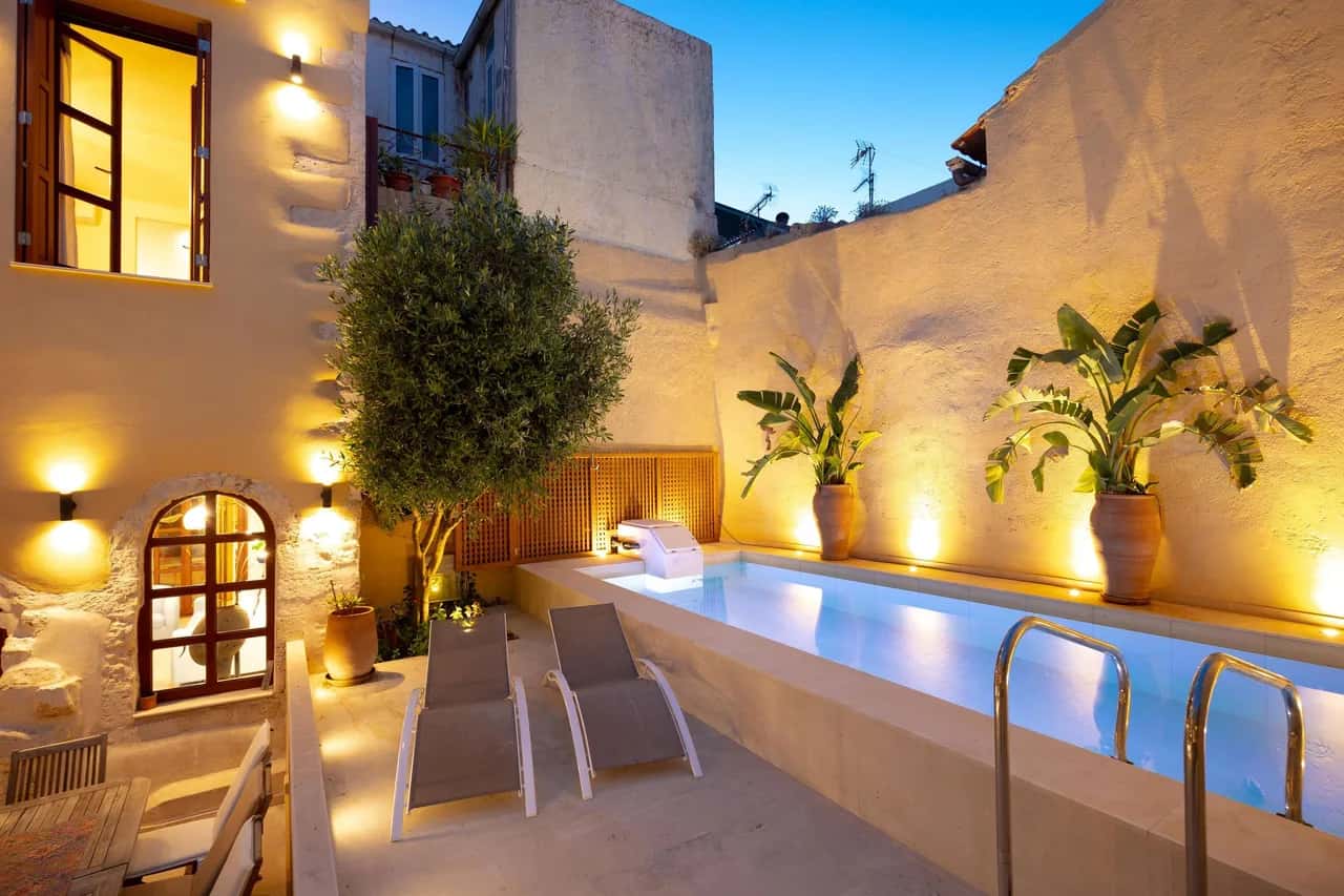 Elegant Greek Vacation Rental In Crete