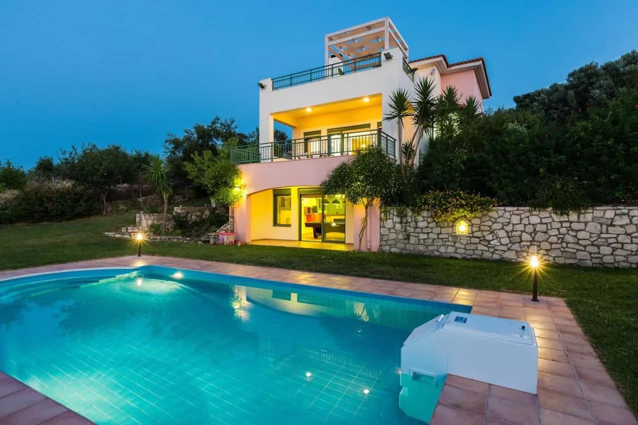 Luxueuse oasis méditerranéenne avec piscine