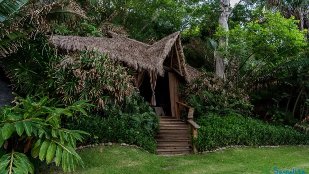 SPECTACULAR JUNGLE RETREAT IN SAYULITA'S COASTLINE