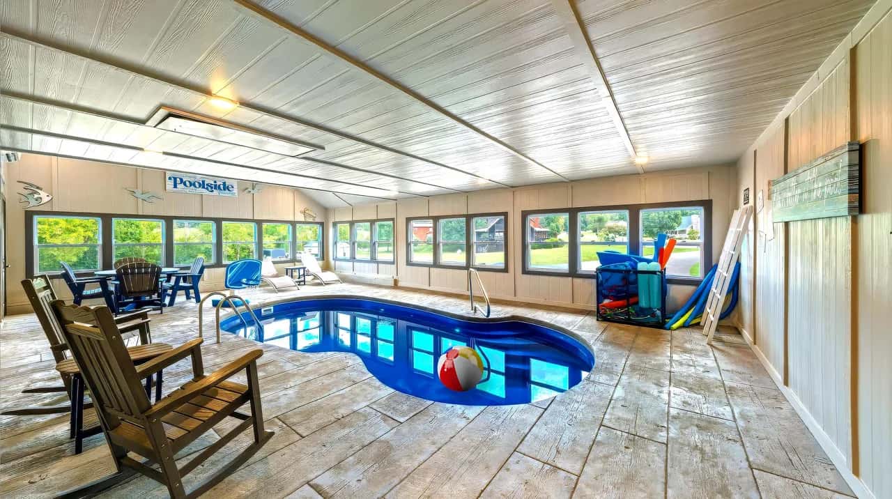 Poolside at Autumn Woods: Indoor pool, Theater, and Arcade!
