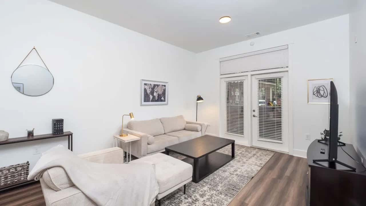 Luxury 1-Bedroom Oasis in Cary