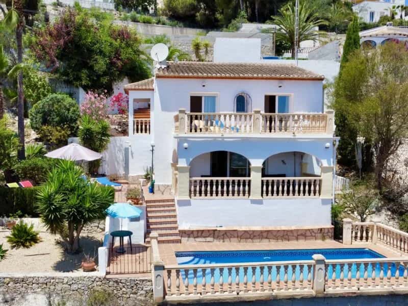 3 Bedroom villa with private pool | Moraira Views