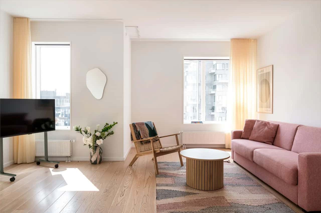 Penthouse with 2 terraces & harbour views