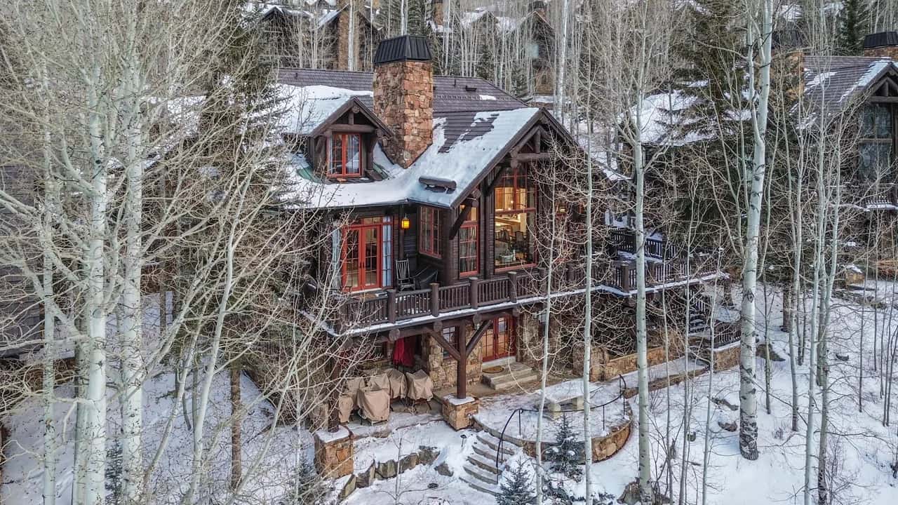 Bearberry Lodge