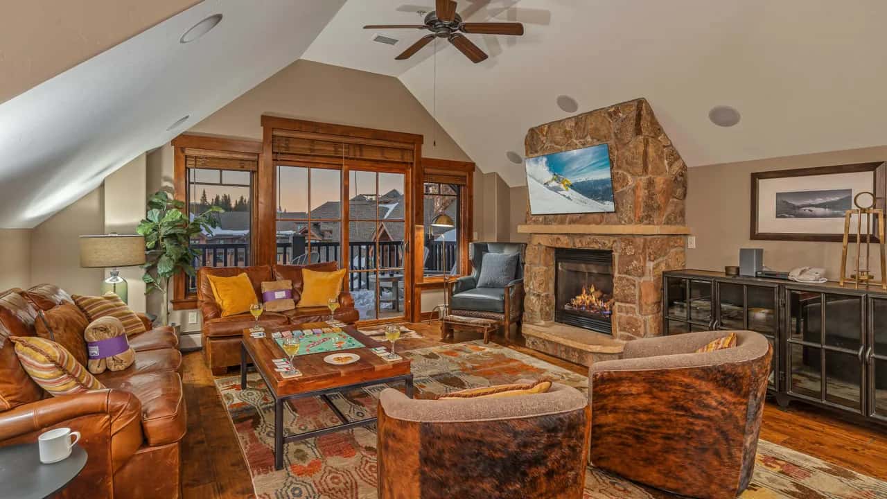 Crystal Peak Lodge #7504: Celestite Retreat