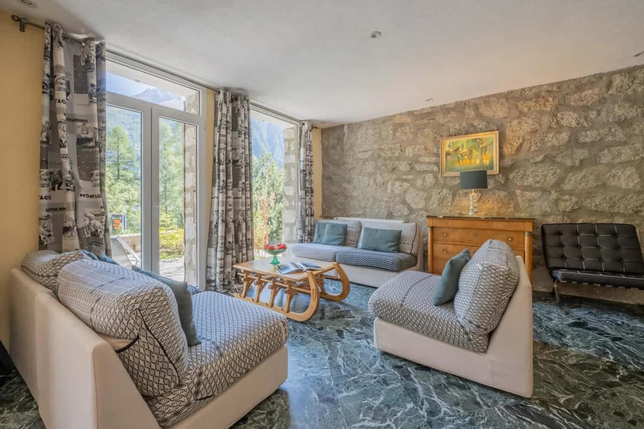 Chalet Glacier Duplex w/ Fireplace Sleeps 8