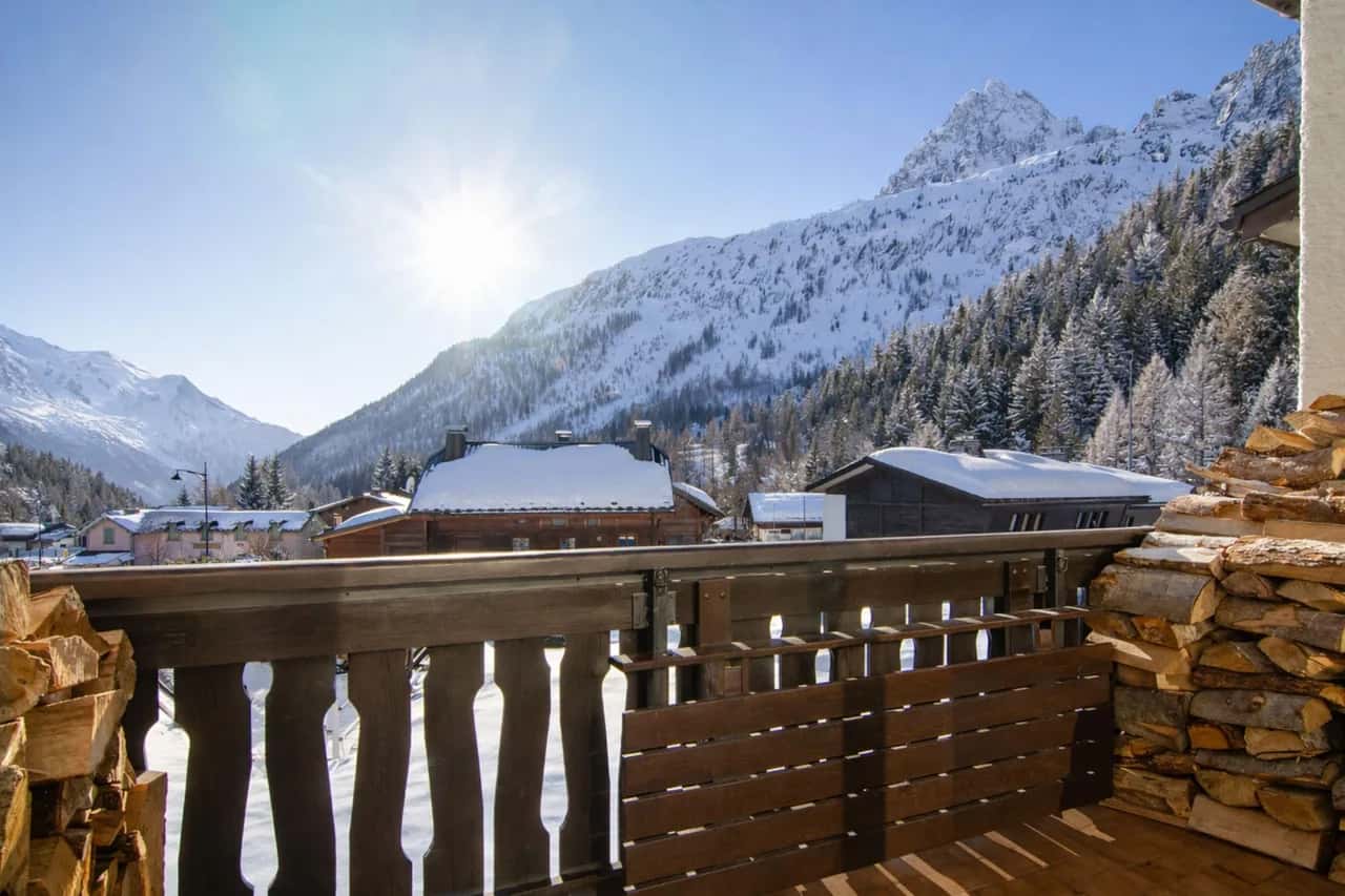 Les Soldanelles Appartement Alpin Douillet à Chamonix | Accès Ski & Vues Montagnes