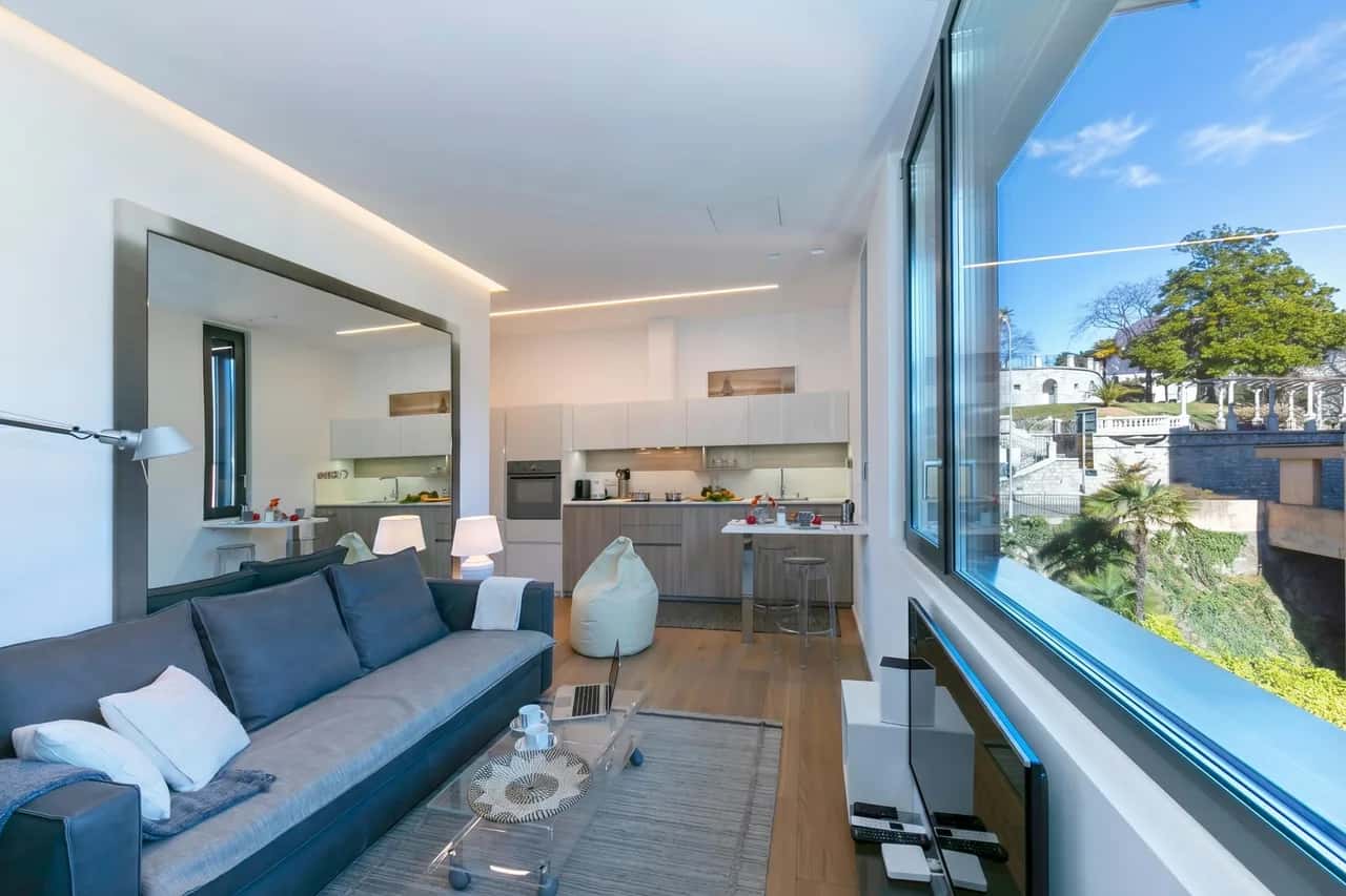 Casa Basilico con Vista al Lago y Garaje Privado