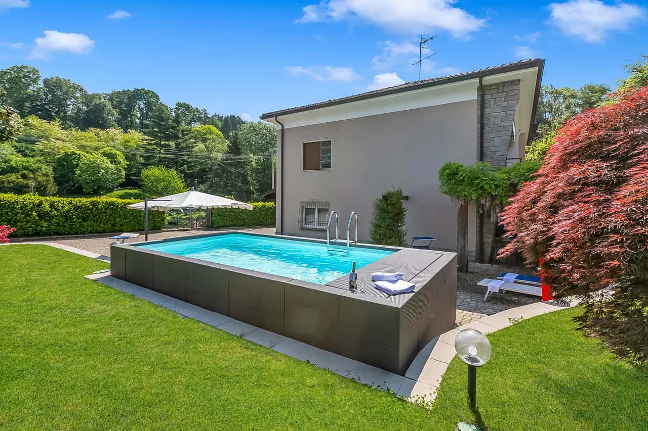Villa Giulietta: Private Pool & Garden near Lake Maggiore (Sleeps 9)