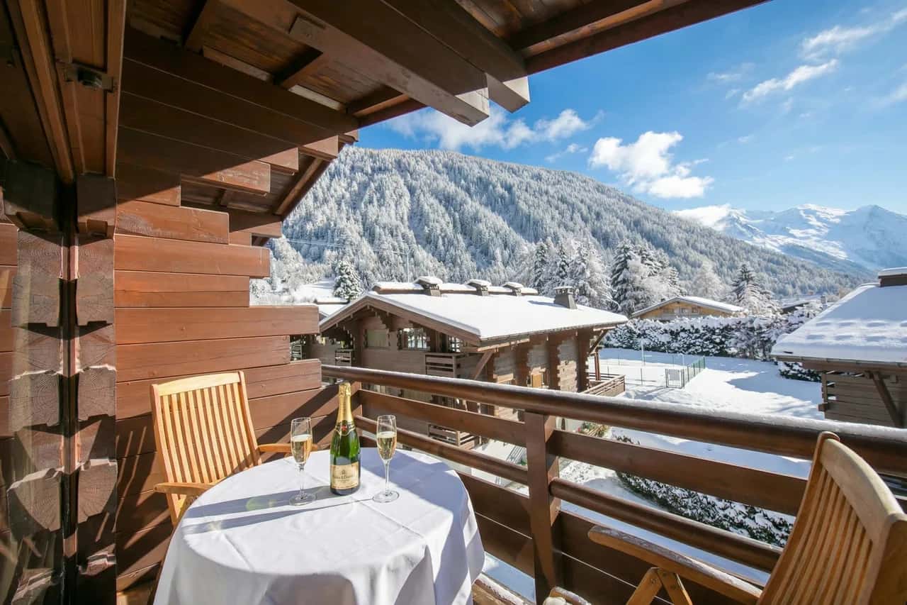 Améthystes D12 Ski In/Ski Out w/Shared Pool in Argentière-Chamonix