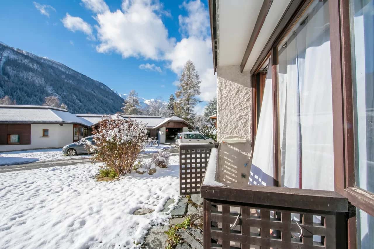 Residence de Lognan- Les Drus 12