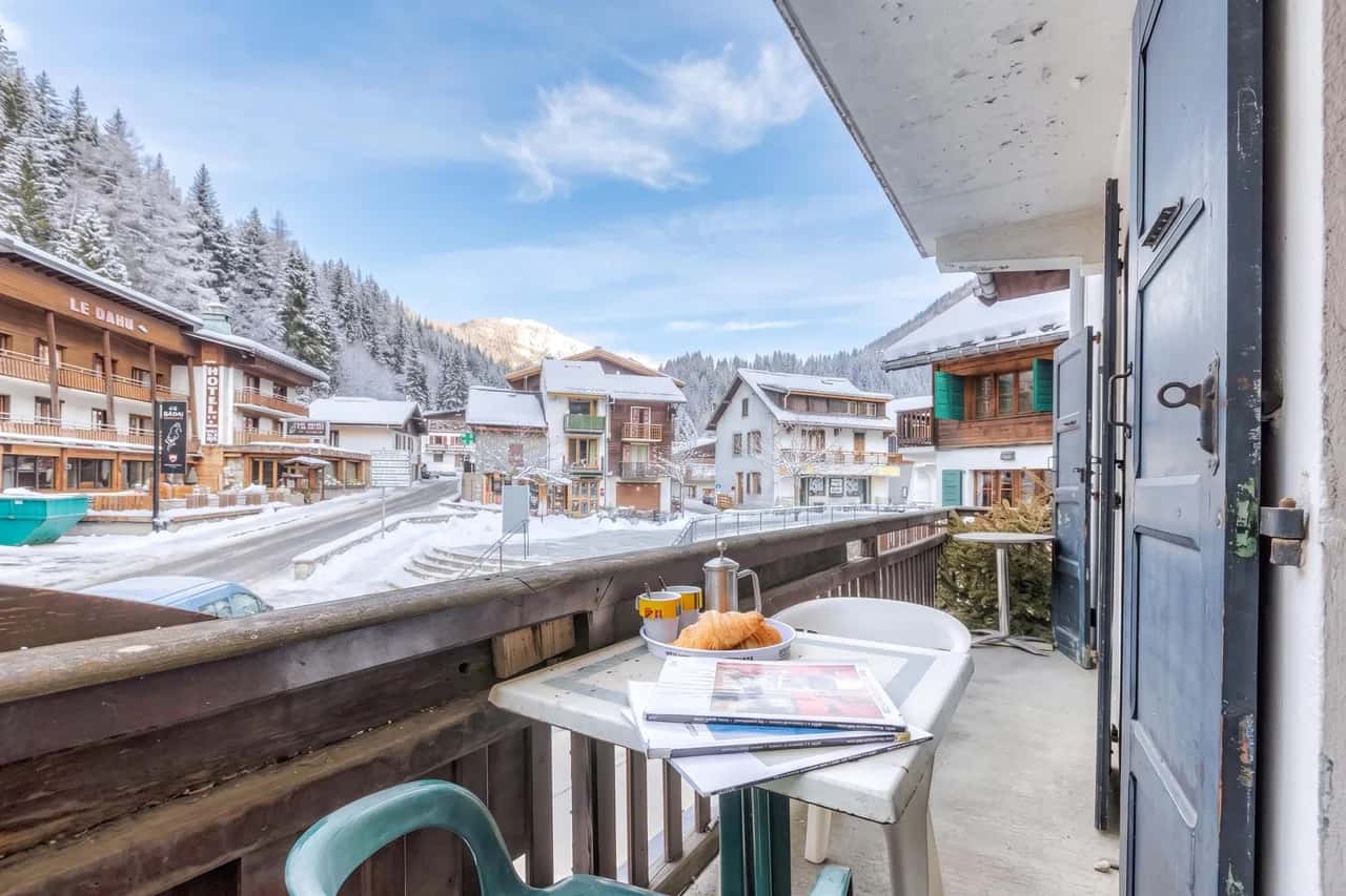 Le Bellevue 05 A Pie a los Telesillas Retiro en Argentière | Balcón y Piscina