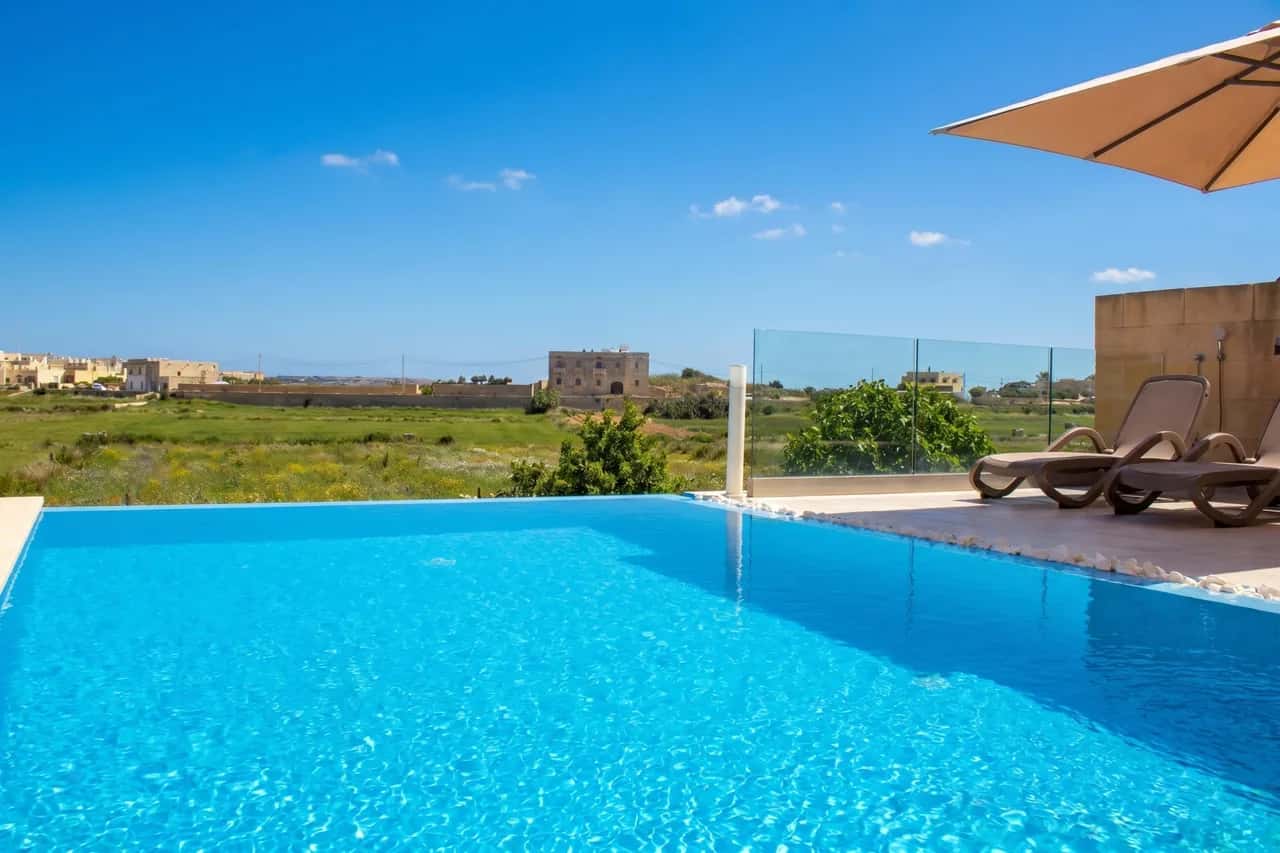 Kenn Gozitan Villa und Pool