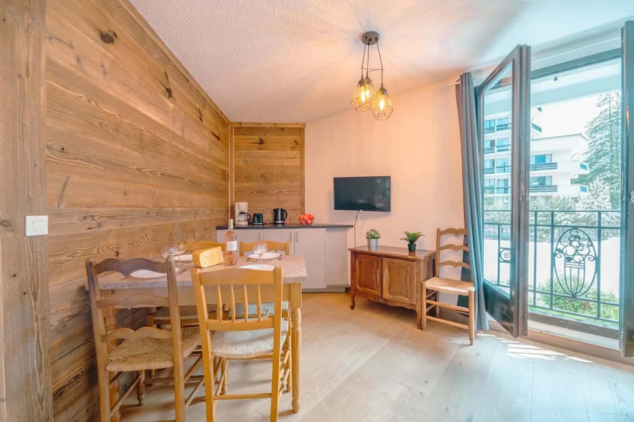 Cham Sud C121 Appartement Central, à 1 Minute à Pied de la Ville