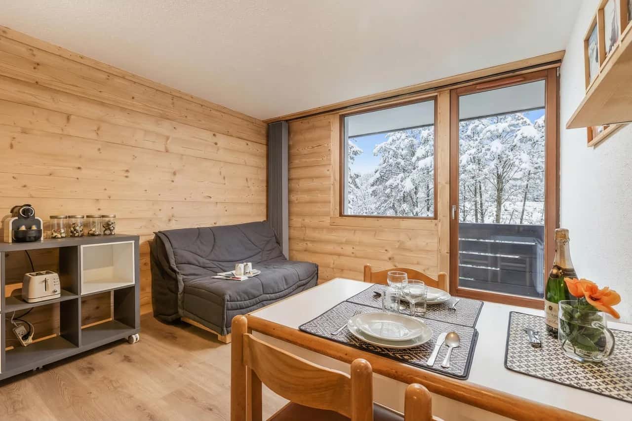 Cham Sud Grepon102 Mountain-View Balcony for 4