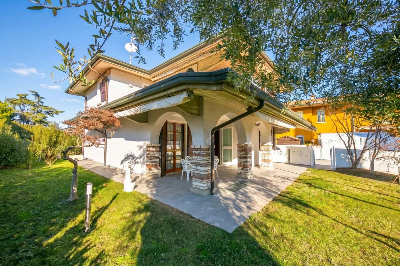 Villa Fiorita - Apt 1 - Violetta cerca del lago, tiendas y aire acondicionado