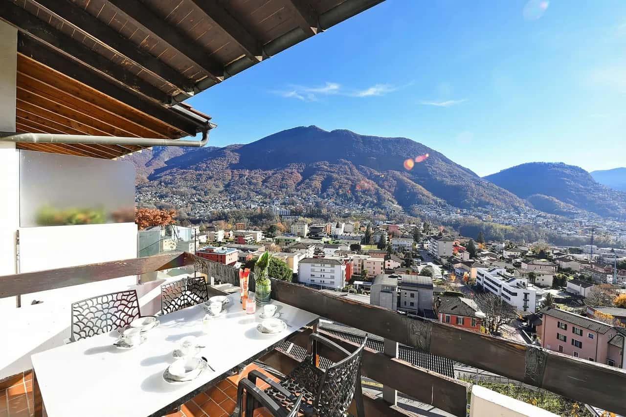 Feeling Home with View in Lugano