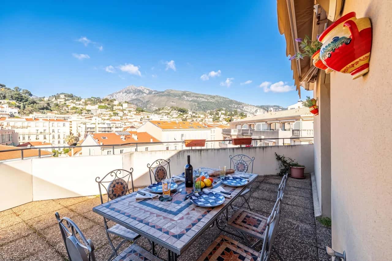 Victoria Bergamote Attique avec Terrasse et Vue sur Mer