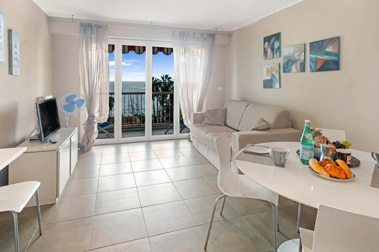 Vina del Mare with Panoramic Sea Views