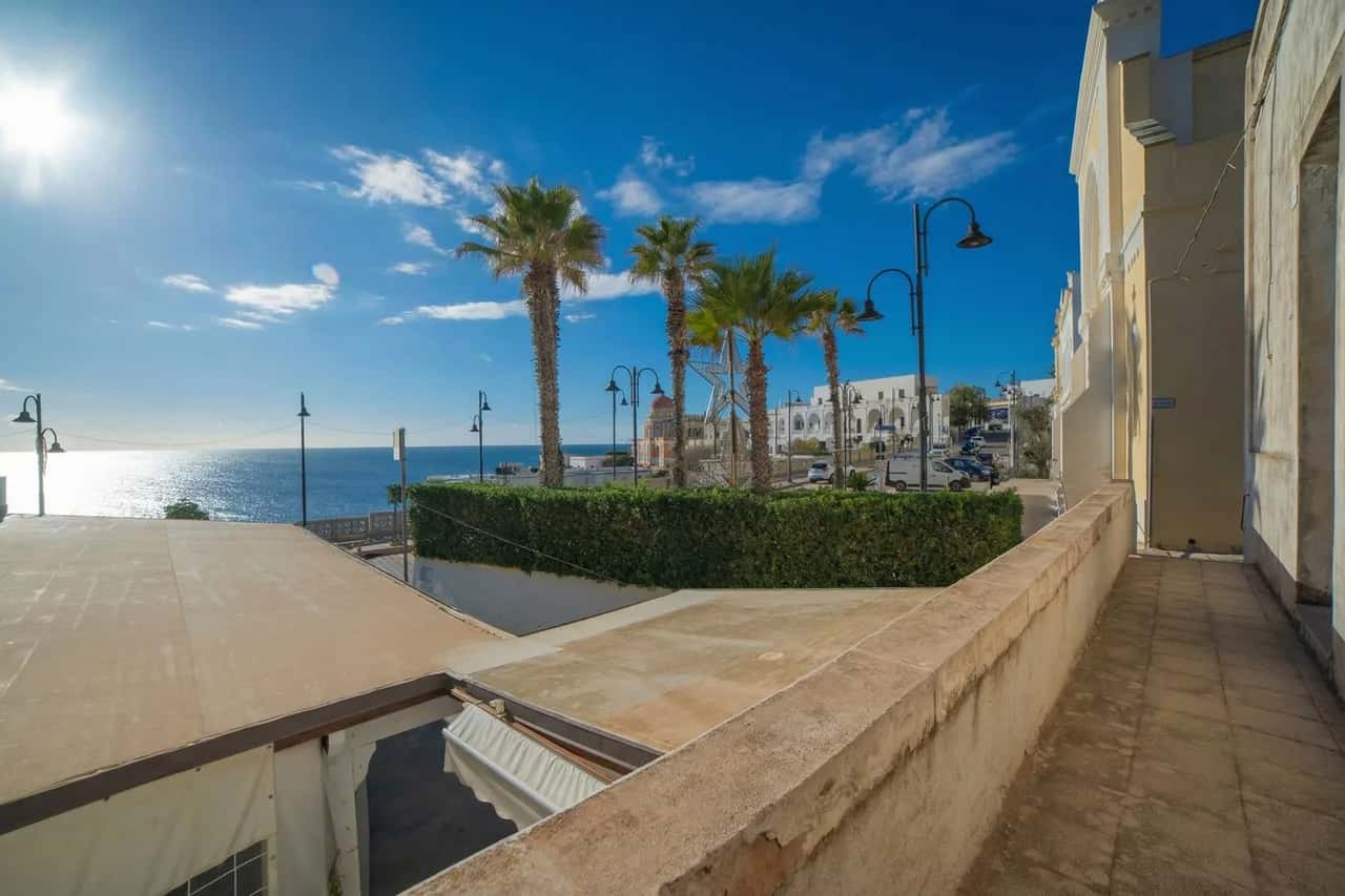 Casa Cesarea con Vista al Mar