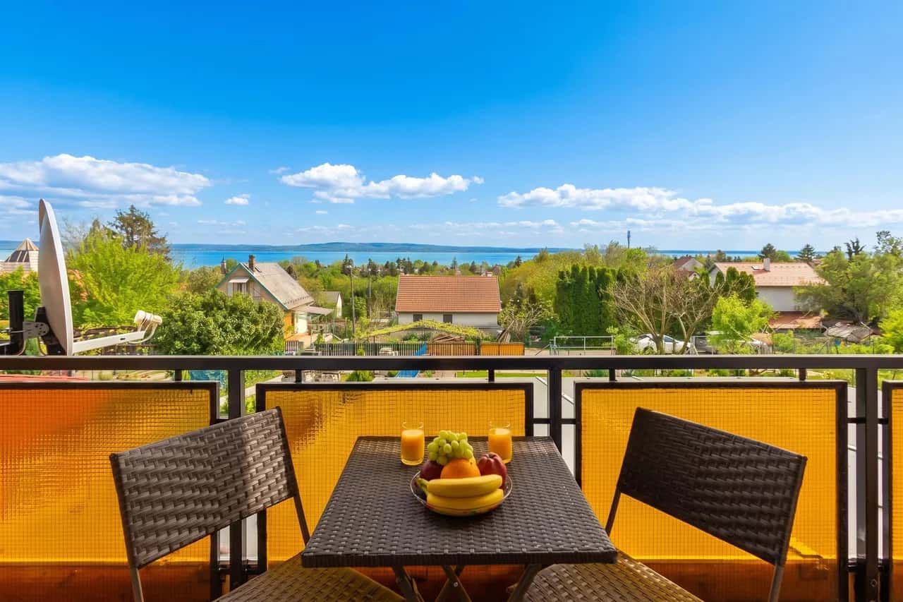 Haus Hortenzia mit Seeblick Terrasse & Garten
