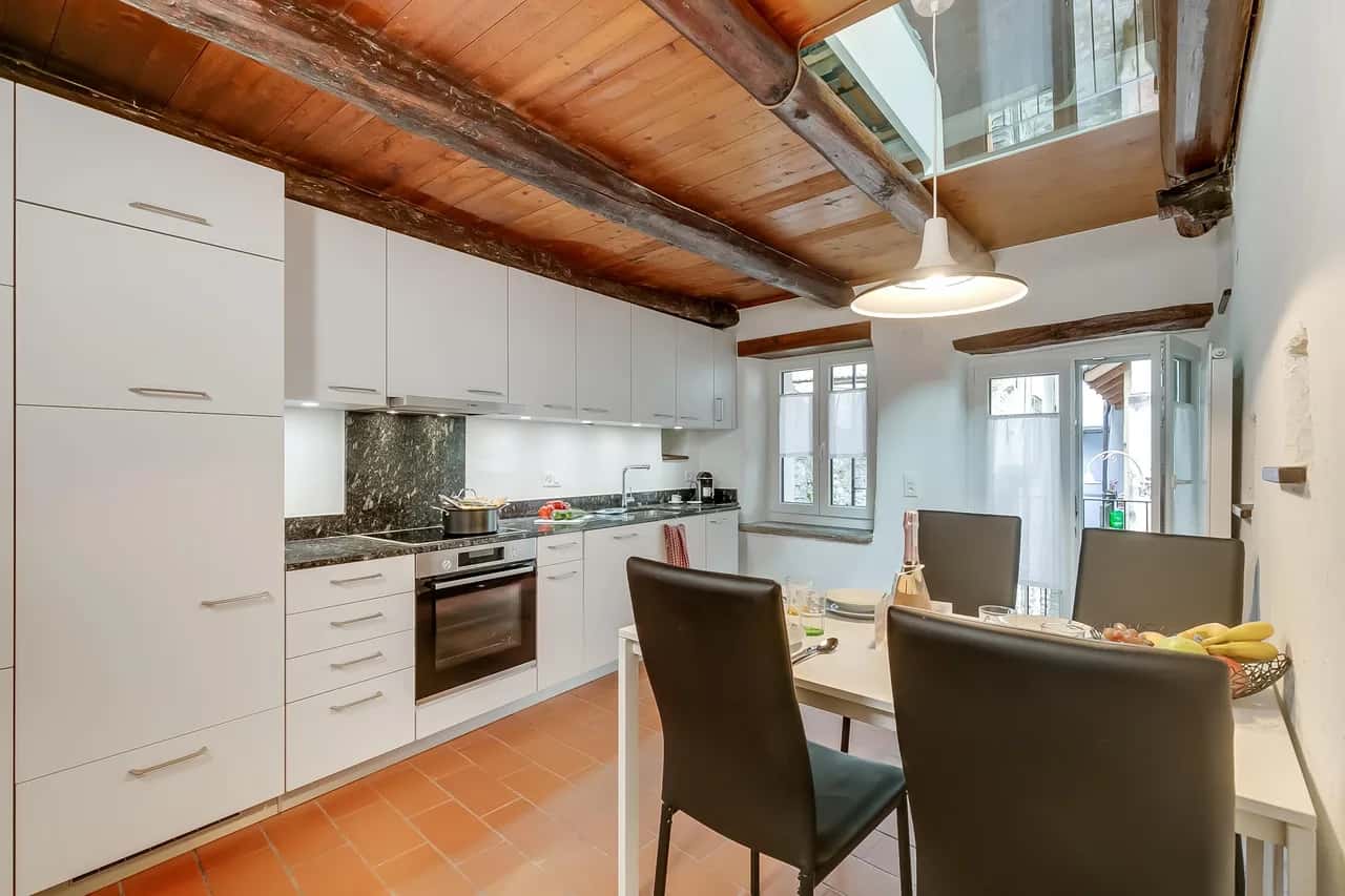 Ca dal 1785 Centovalli mit Balkon und Parkplatz