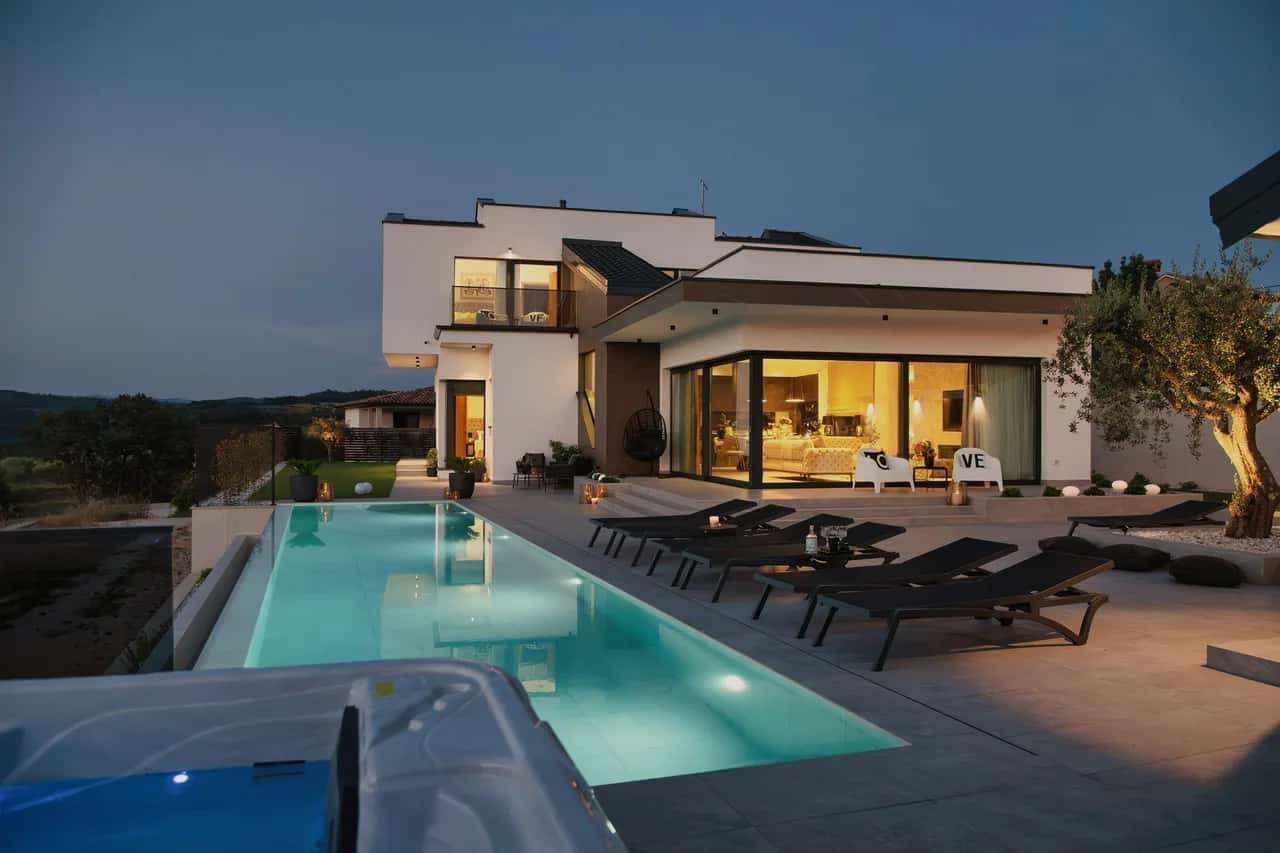 Villa Kim Momjan avec Piscine et Spa