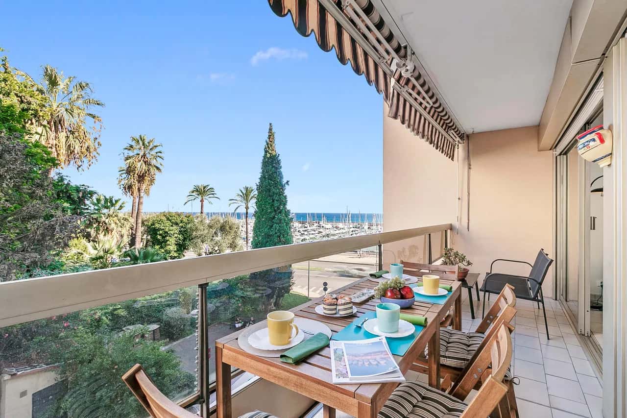 Porte De France - Appartement avec Terrasse