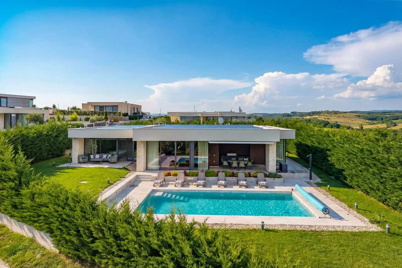 Luxus Pool & Spa Villa Miracle