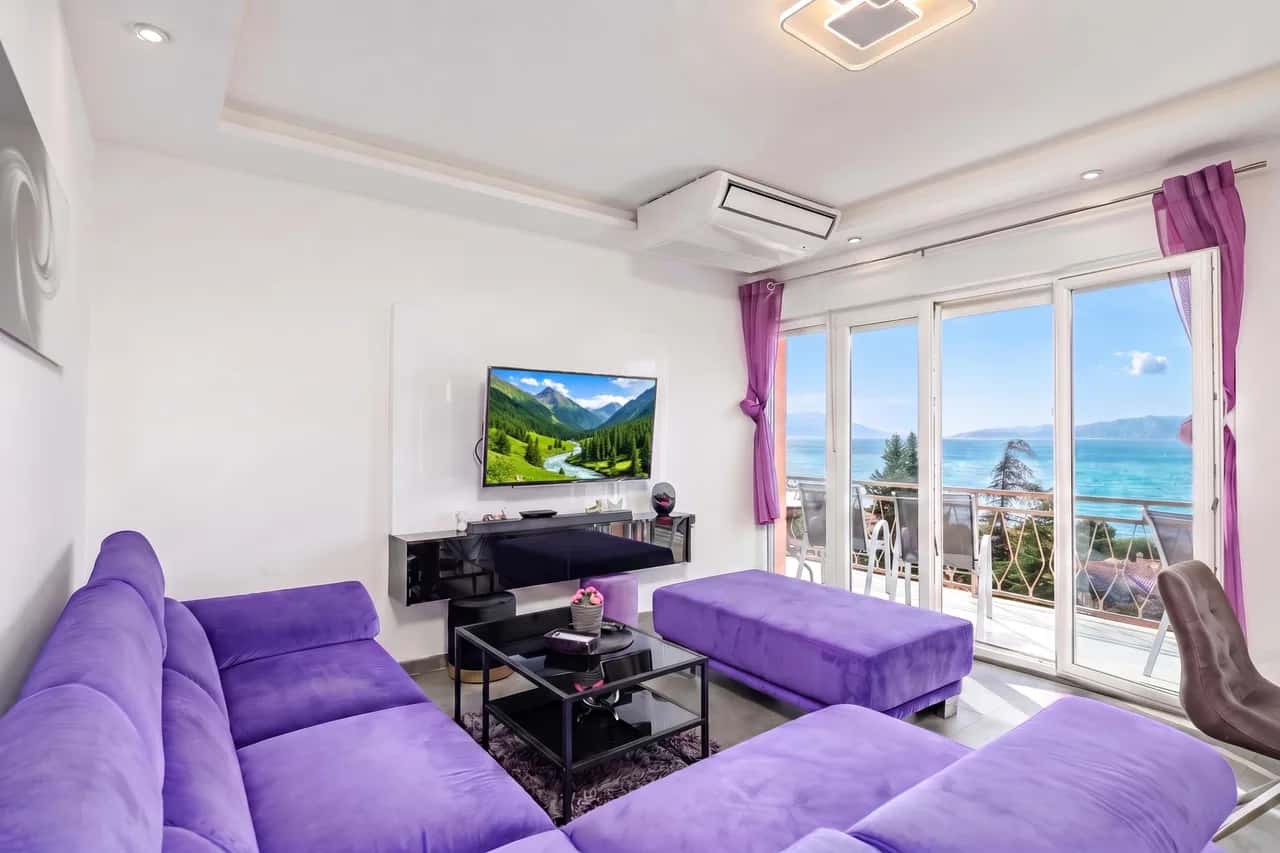 Comfortable Seaview Apartment Pacco