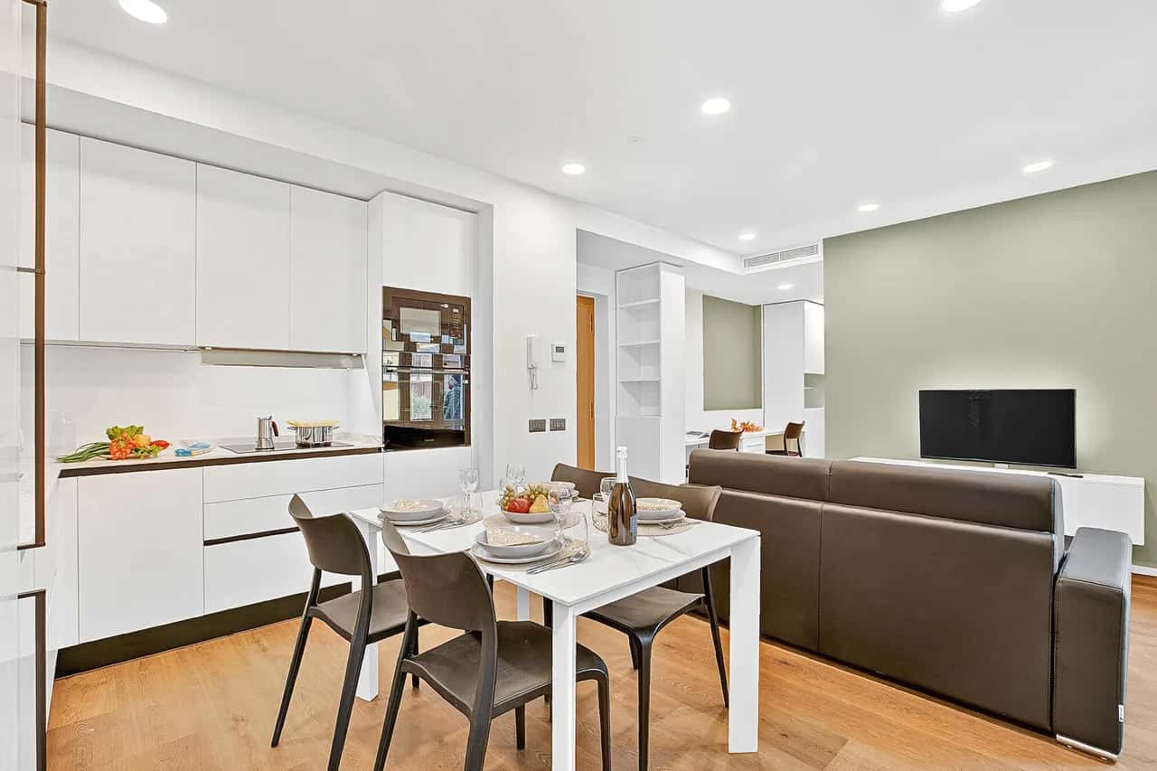 Adria's House Modern