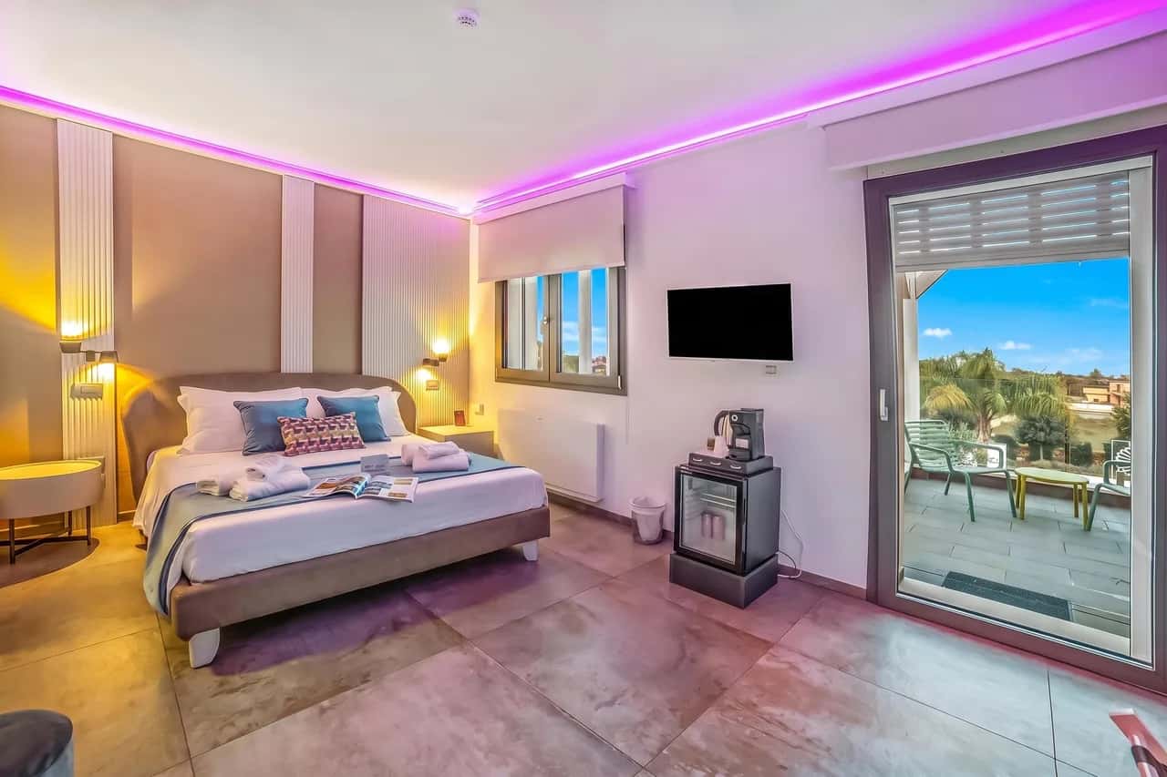 Boutique Room 4 with Pool, Garden, SPA