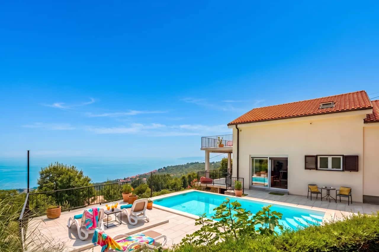 Panoramic Holiday Home Kvarner: Pool & Sea View