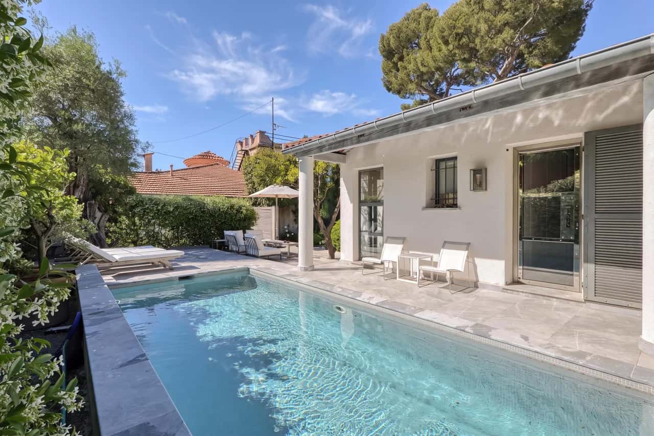 Cap d'Antibes Villa - Close To The Beach