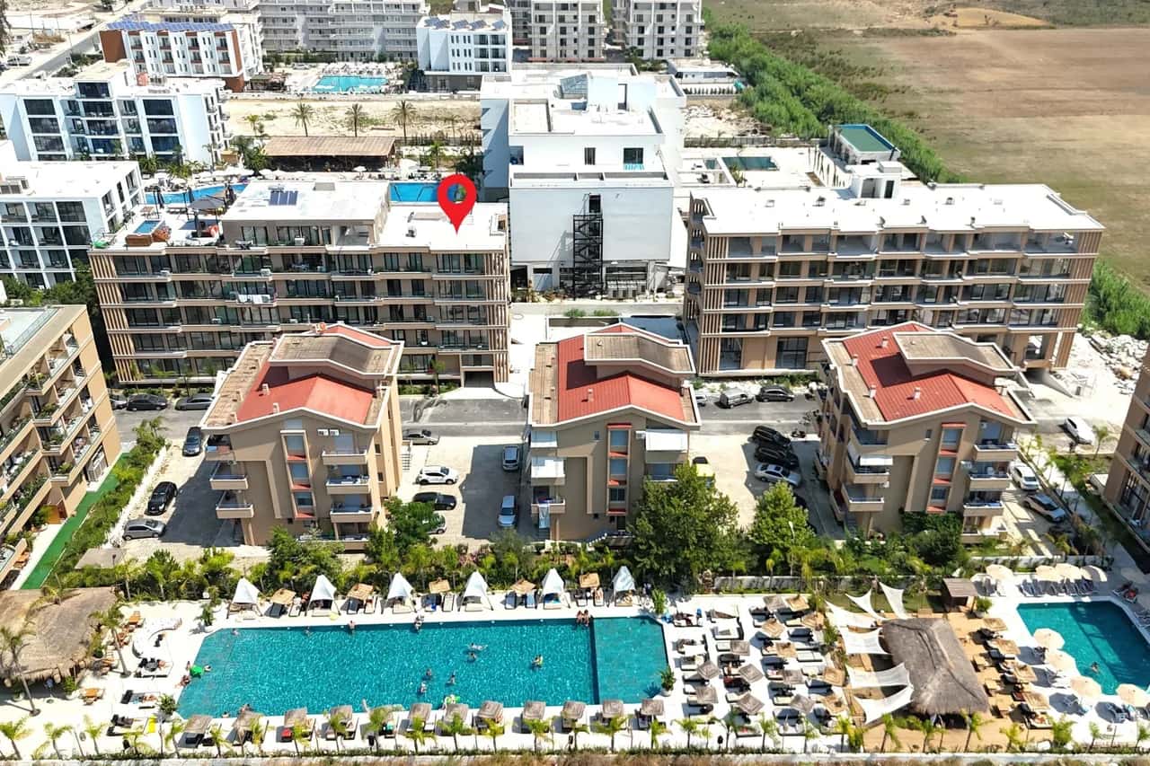Appartement au Bord de la Piscine