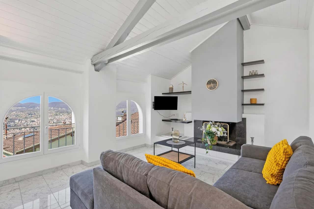 Charm Apartment Lakeview Terrace