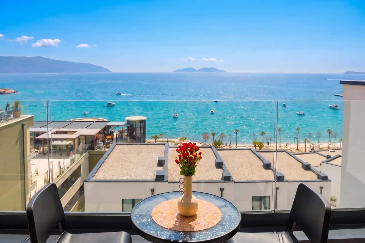 Velaris Panoramic Sea View 401