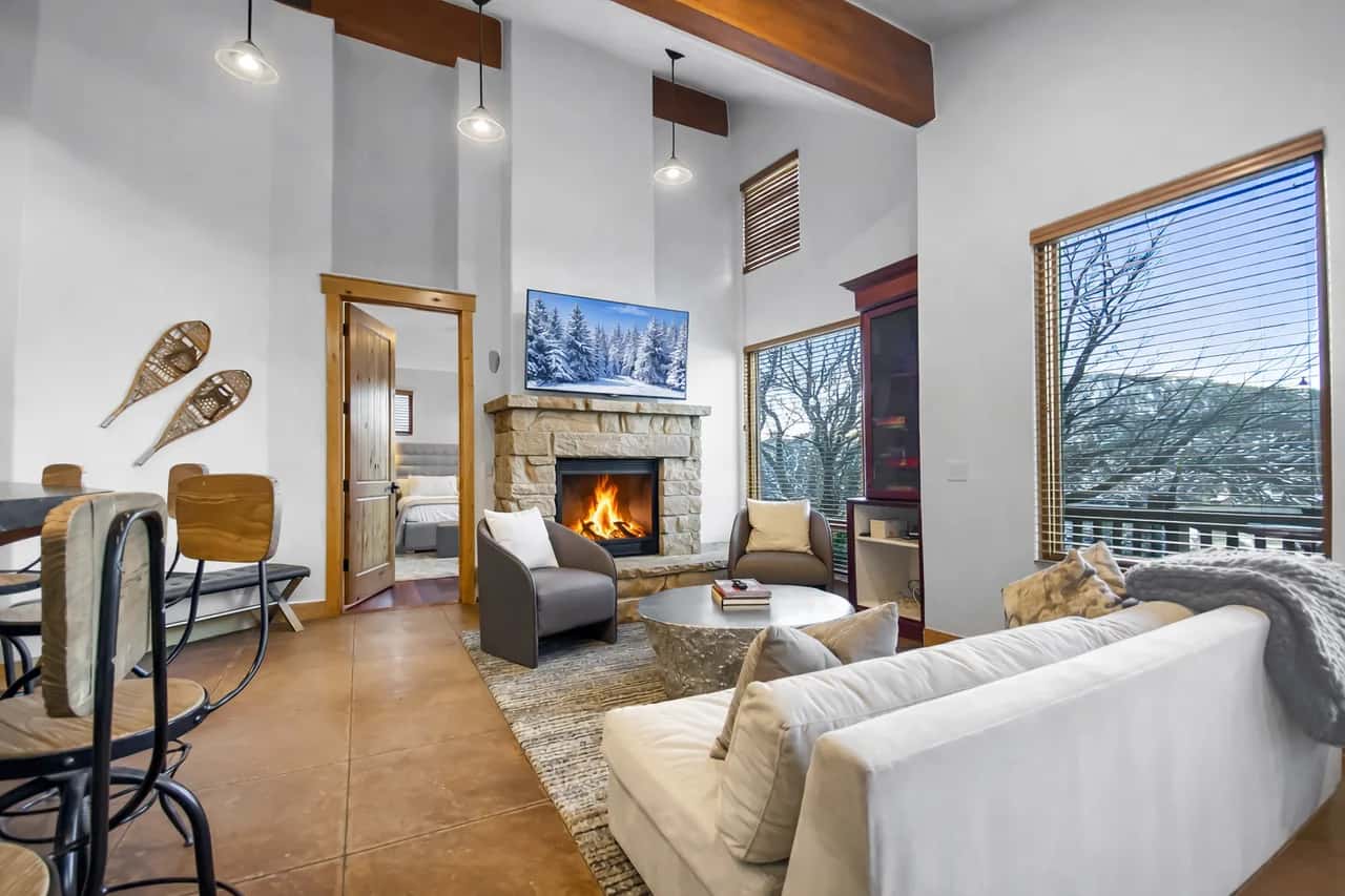 Park City Nights Mountain Mornings Gold Coast Living 502A