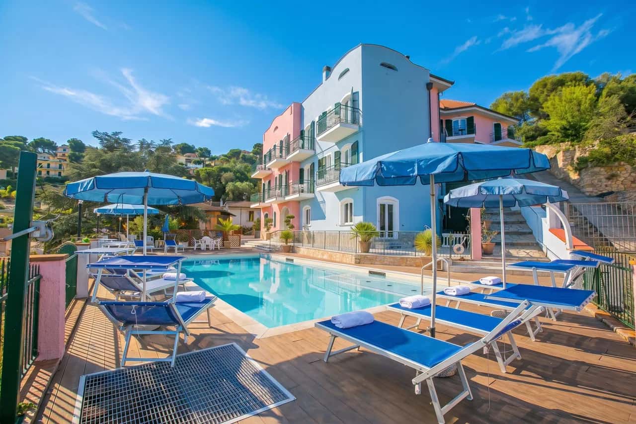 Seaview Pool Retreat - T21