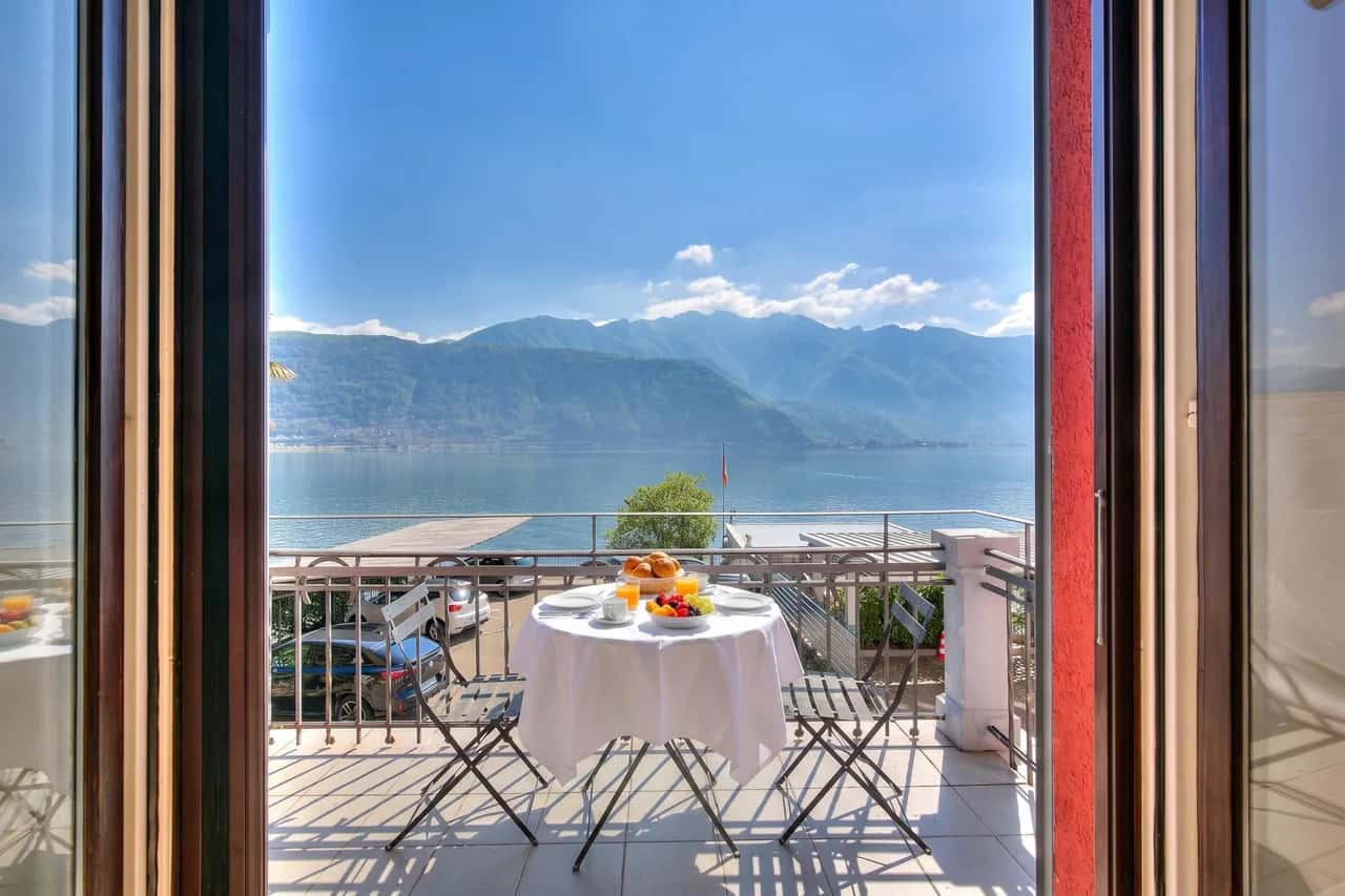 76 The Lake House Marte