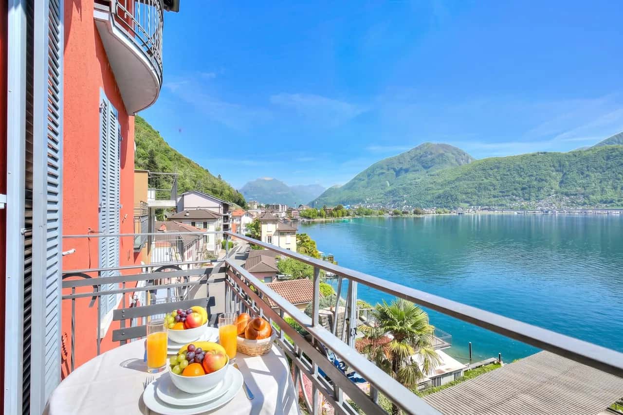 76 The Lake House Saturno