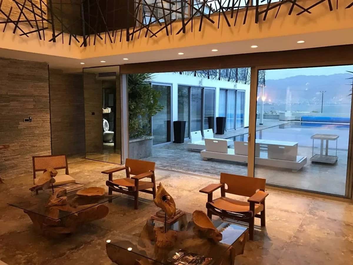 Außergewöhnliche Villa mit Infinity-Blick auf das Rote Meer