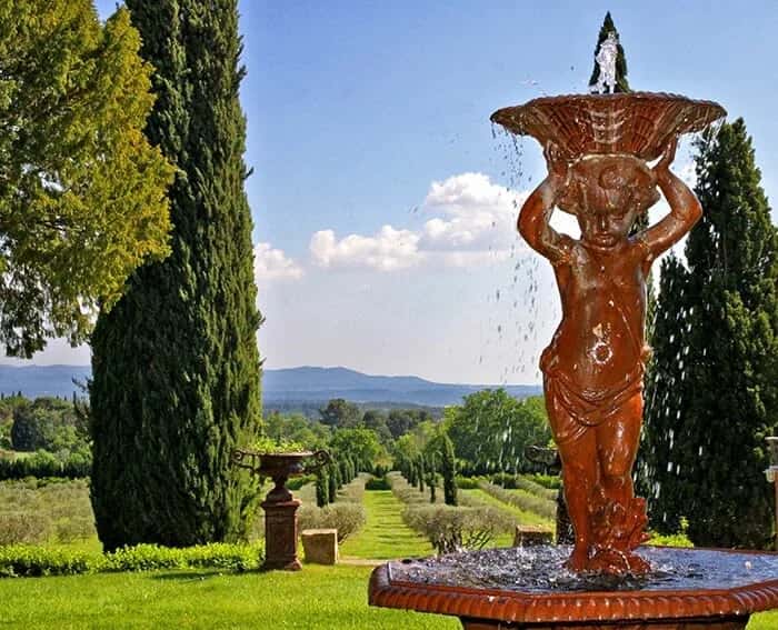 Stuning Mansion on 10 hectares with Pool & Tennis