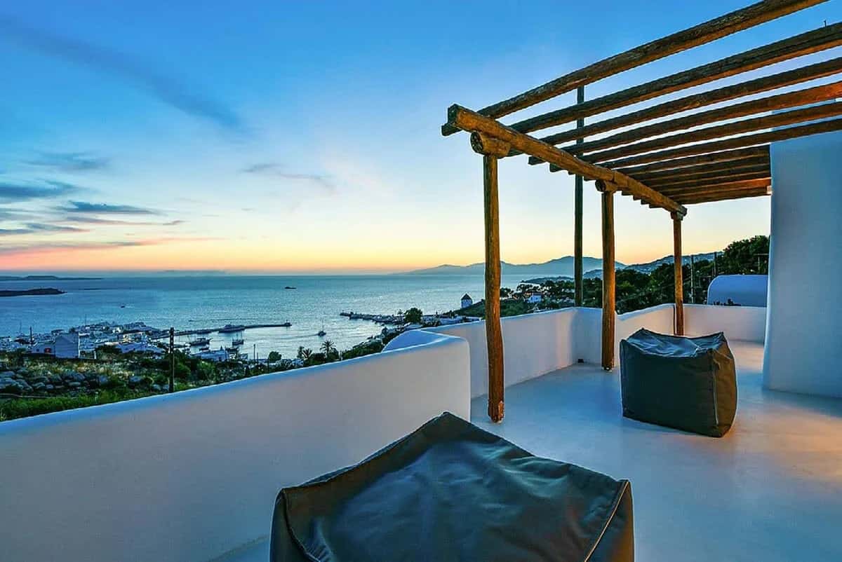 4BR Lovely Villa with Amazing Sea and Sunset Views