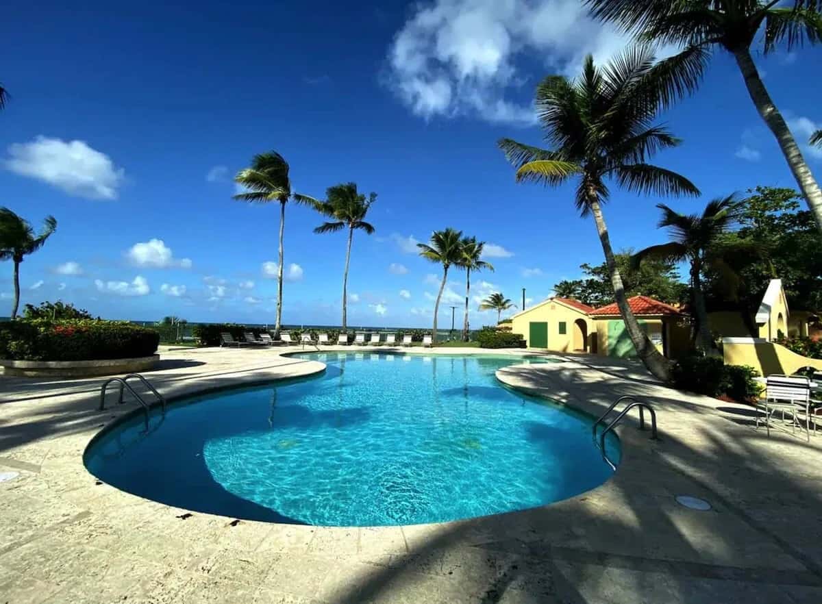 Villa Blue Haven con Vista al Océano Brillante