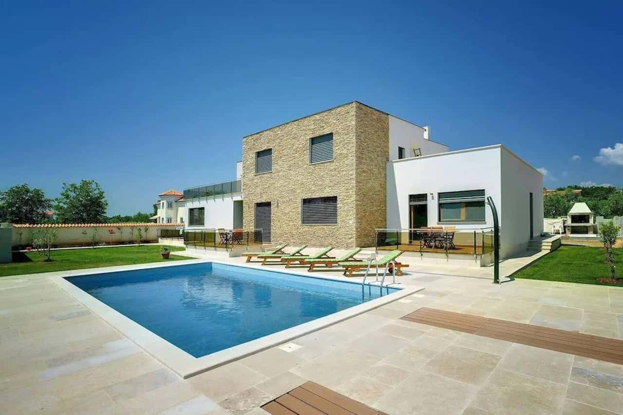 Elite Medulin's Villa with Private Pool and Near Beaches
