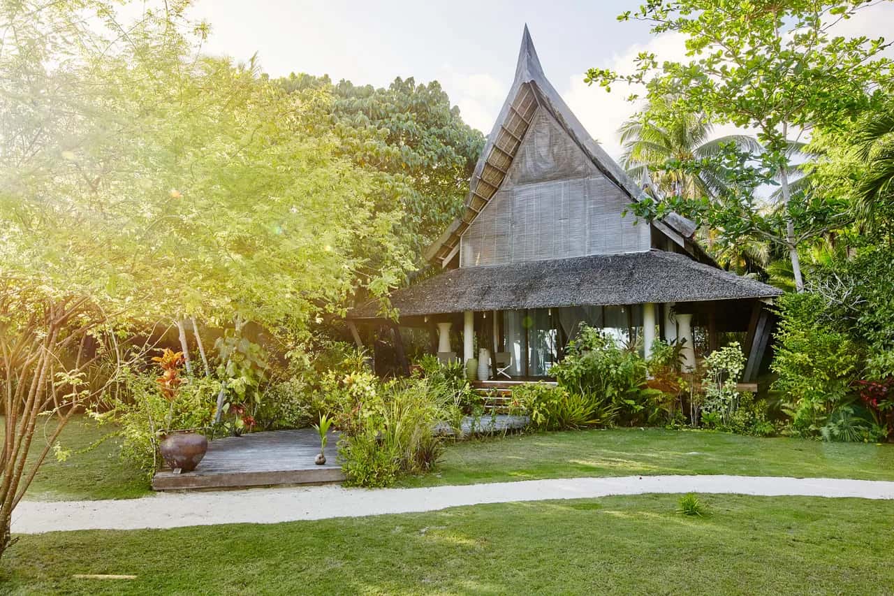 Insel-Rückzugsort mit privatem Pool-Lounge