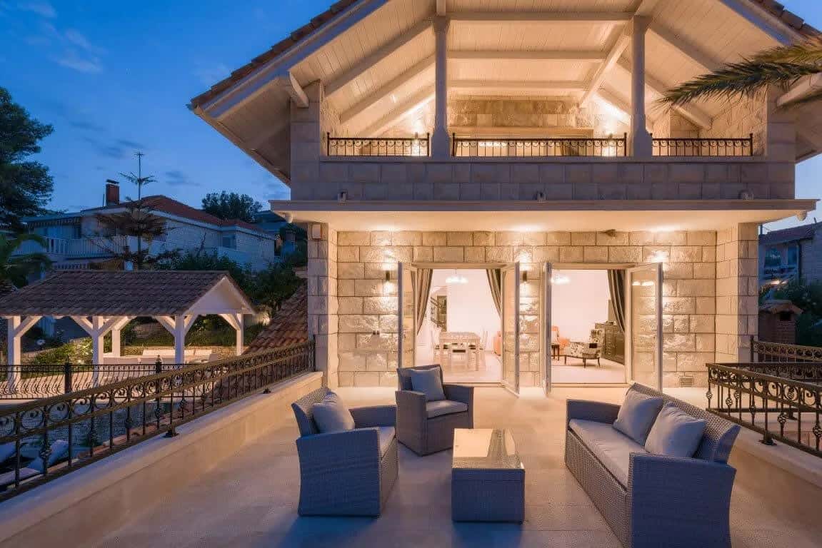 Wunderschöne Villa mit atemberaubendem Meerblick
