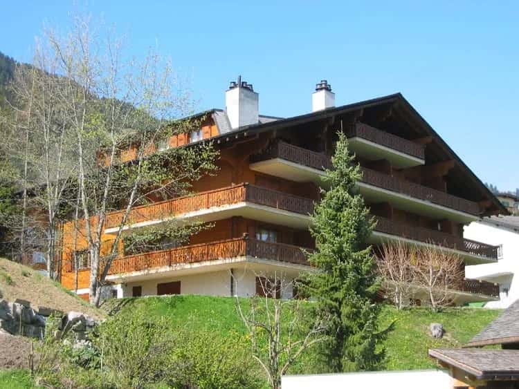 Full Sun Apartment Close To Villars Center