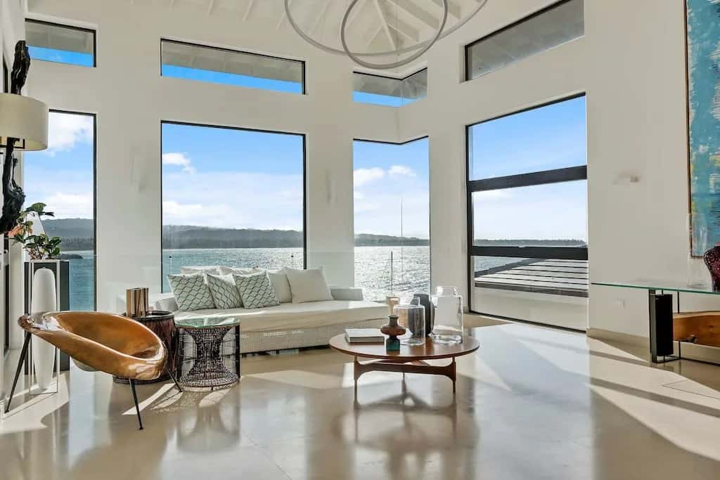 Oceanview Five Bedroom Villa in Samana